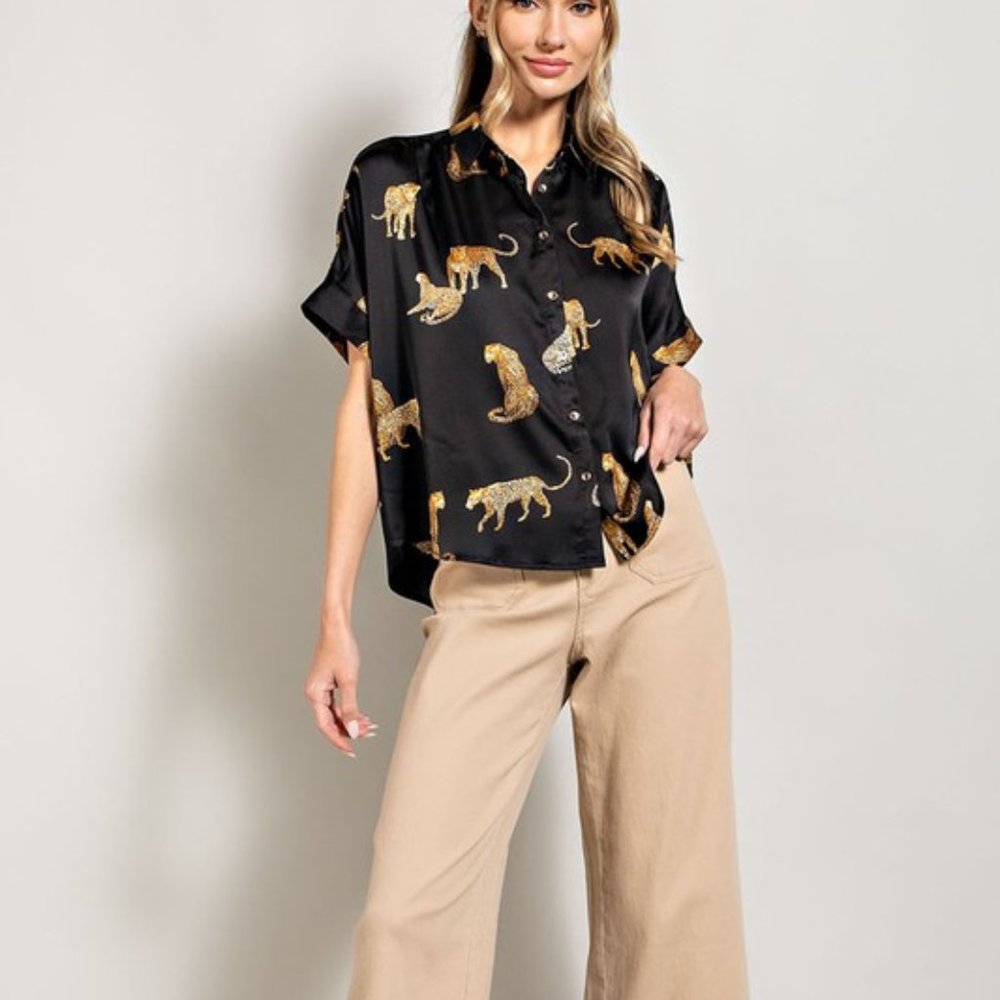 NWT Leopard Cheetah Animal Print Button down Silky blouse